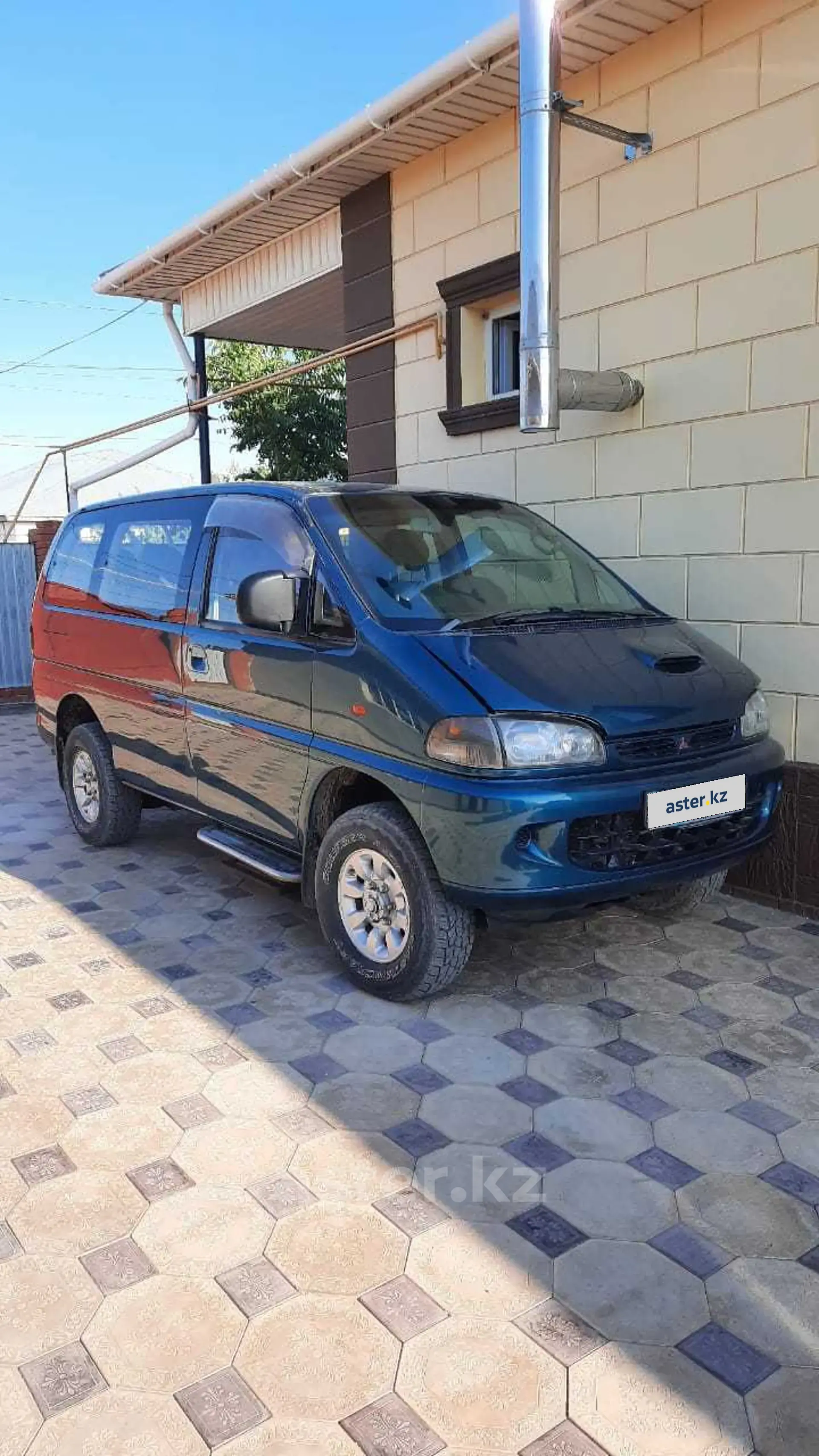 Mitsubishi Delica 1996