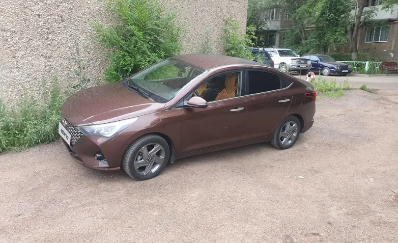 Hyundai Accent 2021 года за 9 000 000 тг. в Караганда