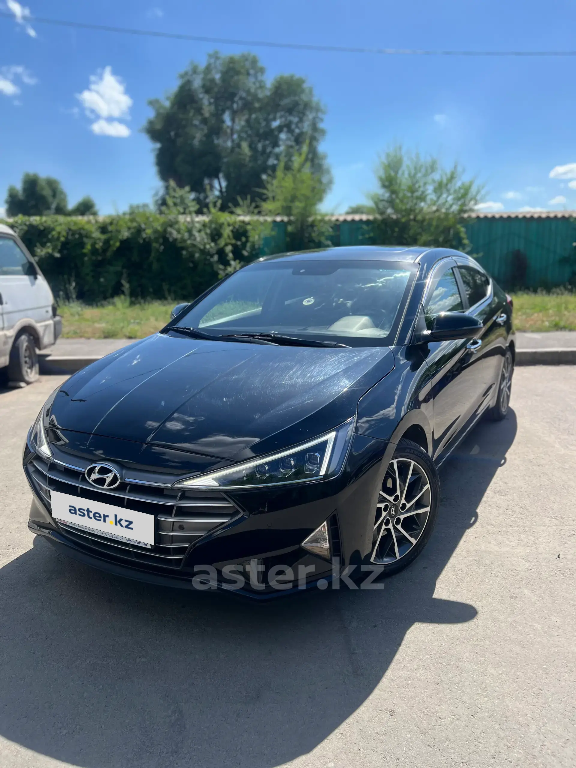 Hyundai Elantra 2019