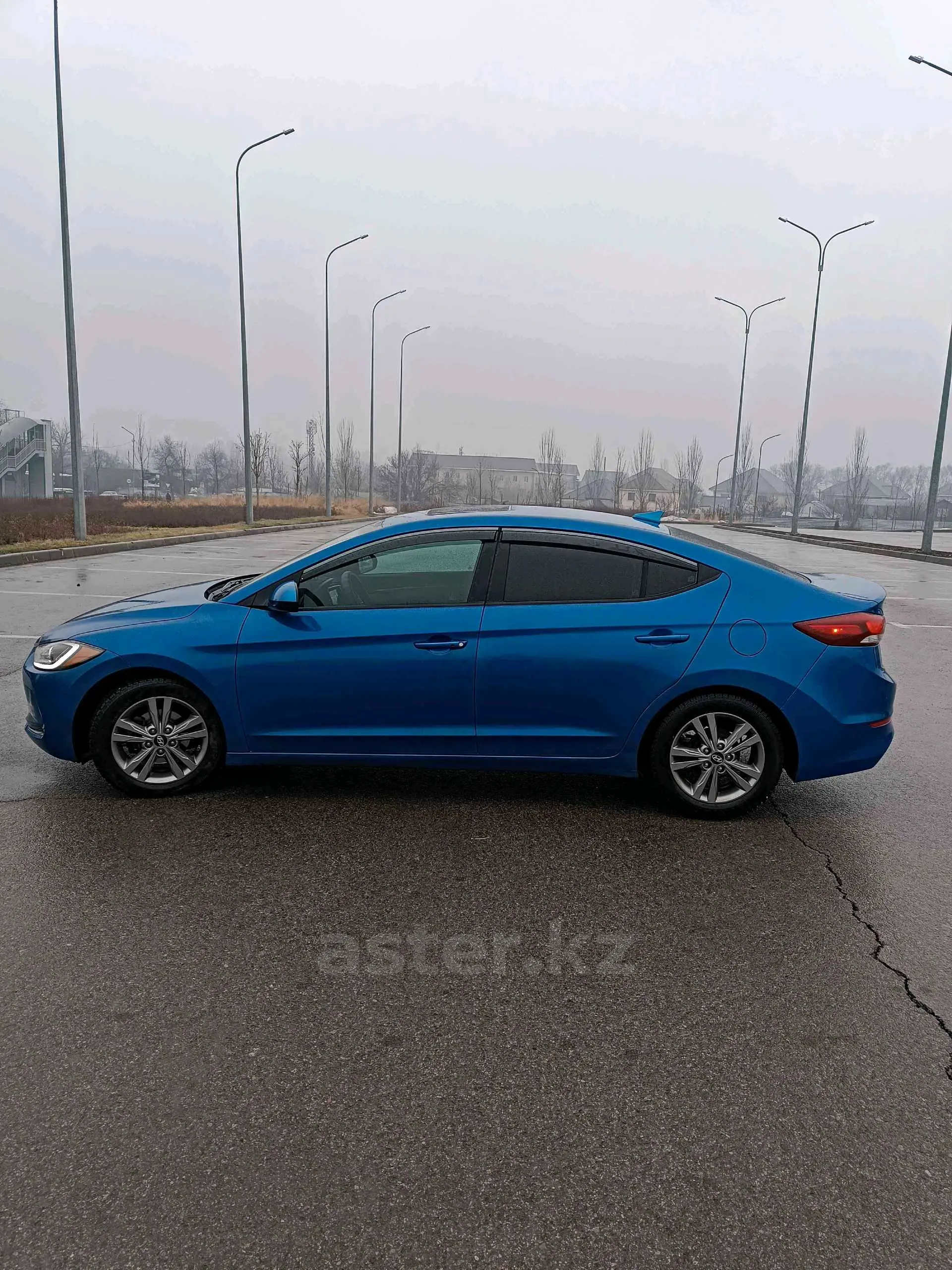 Hyundai Elantra 2016