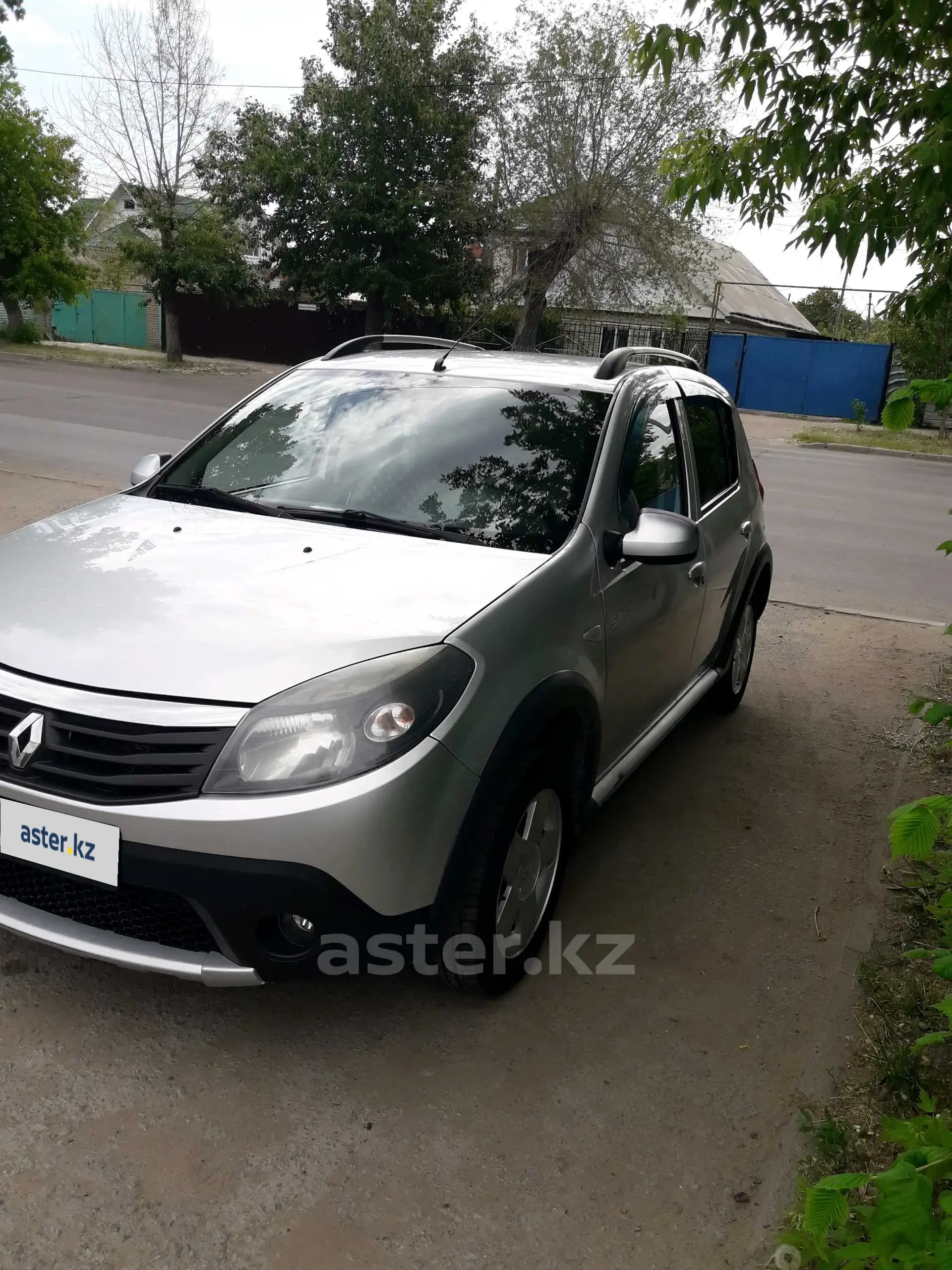 Renault Sandero 2014