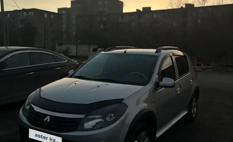 Renault Sandero 2013 года за 4 500 000 тг. в Караганда