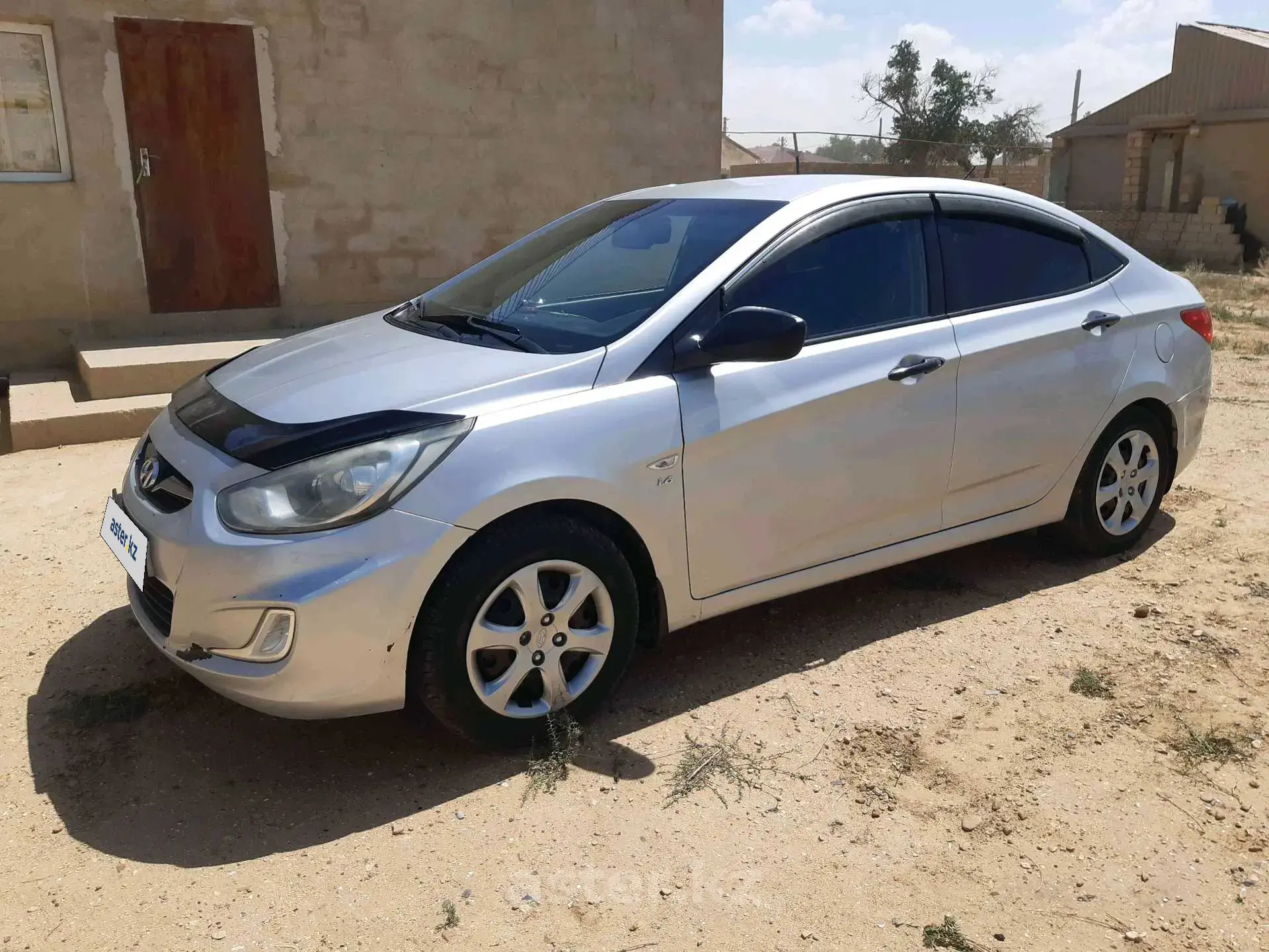 Hyundai Accent 2013