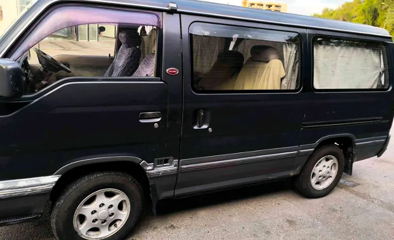 Nissan Caravan 1992 года за 1 250 000 тг. в Алматы