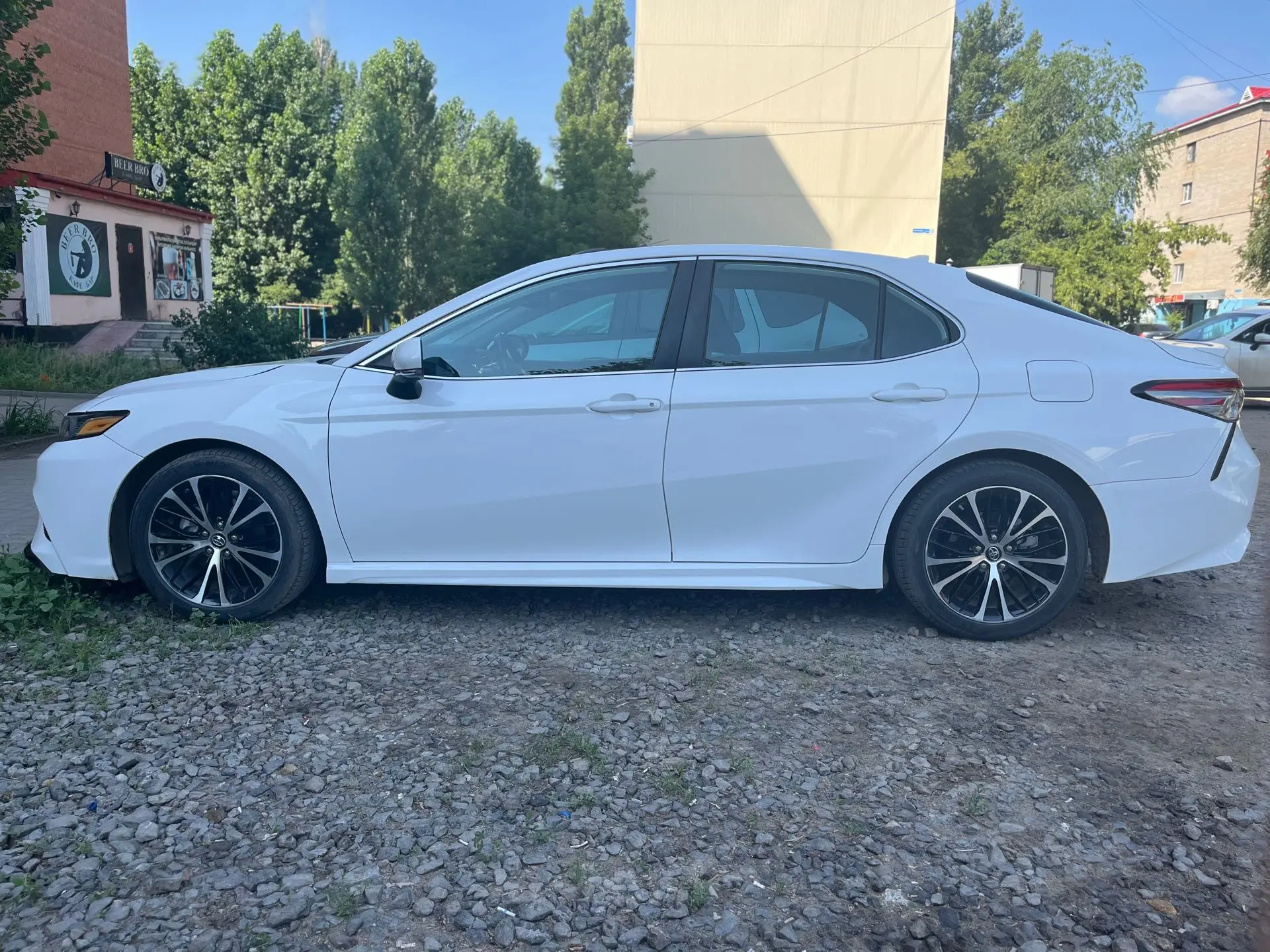 Toyota Camry 2019