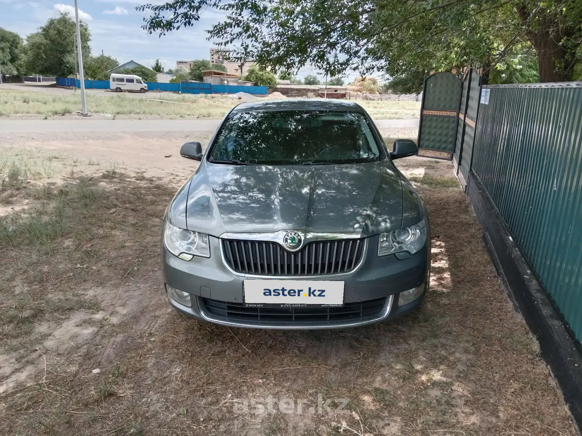 Skoda Superb 2011