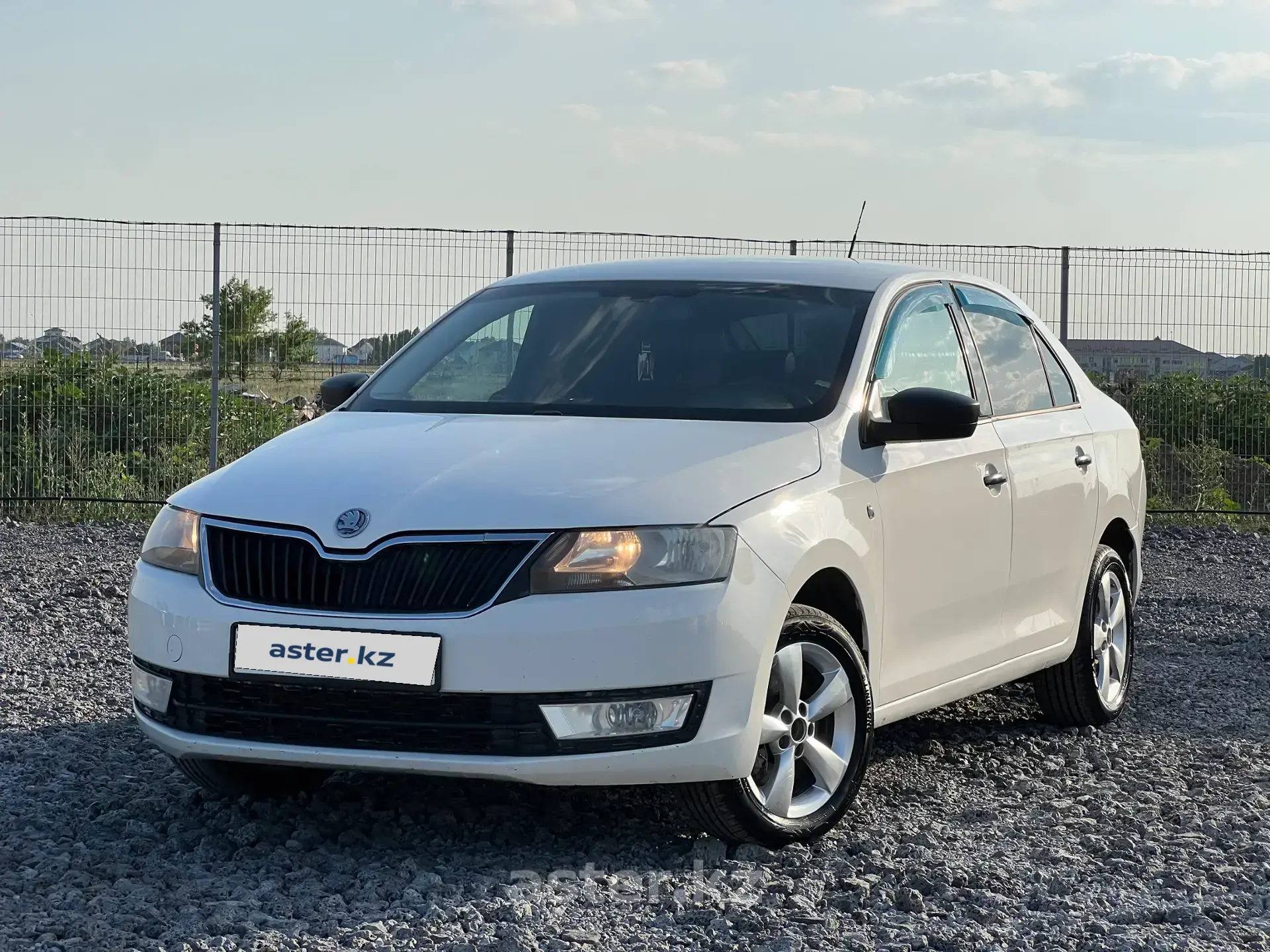 Skoda Rapid 2013