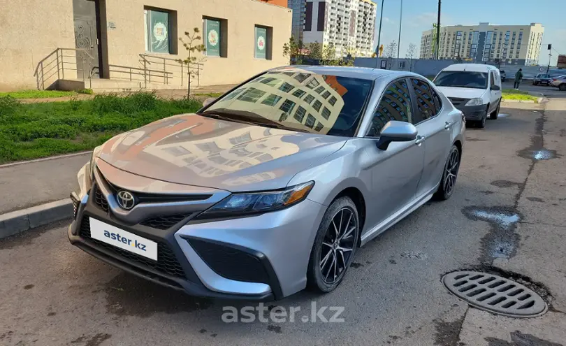 Toyota Camry 2020 года за 12 000 000 тг. в Астана