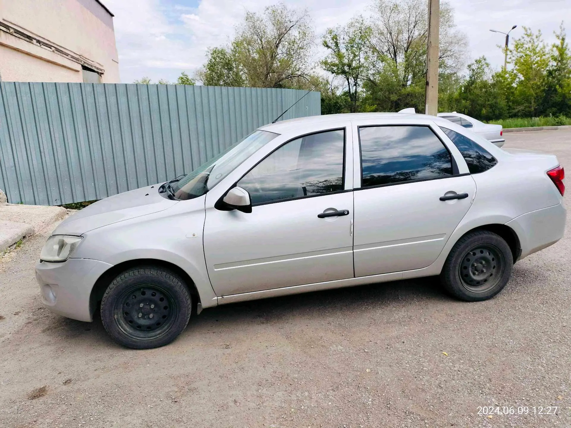 LADA (ВАЗ) Granta 2012