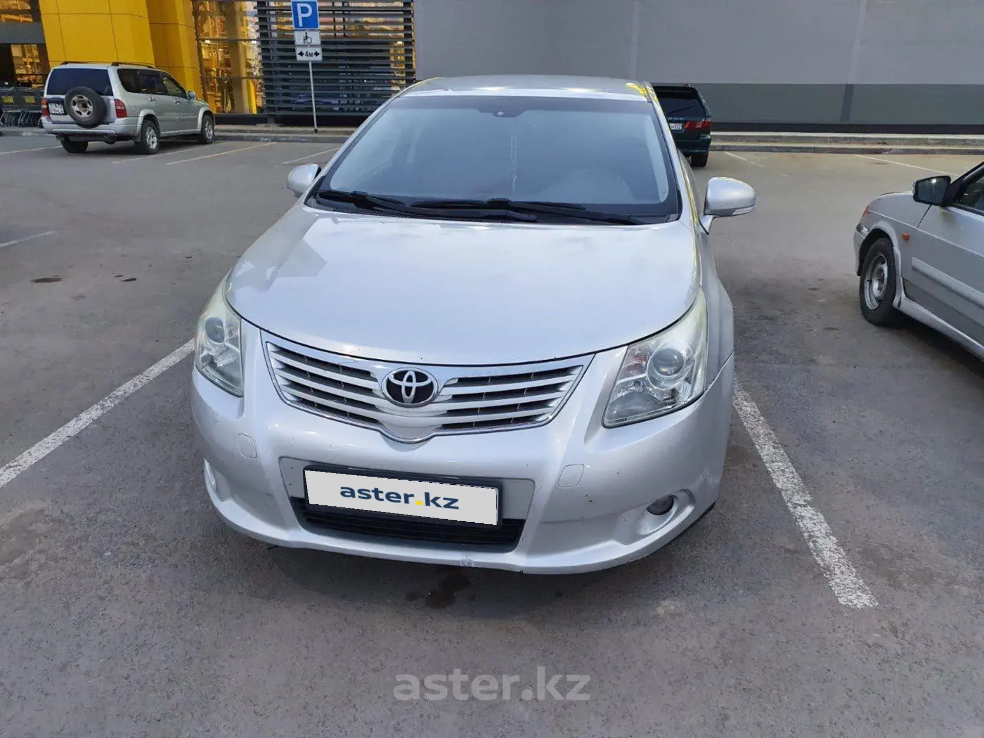 Toyota Avensis 2011