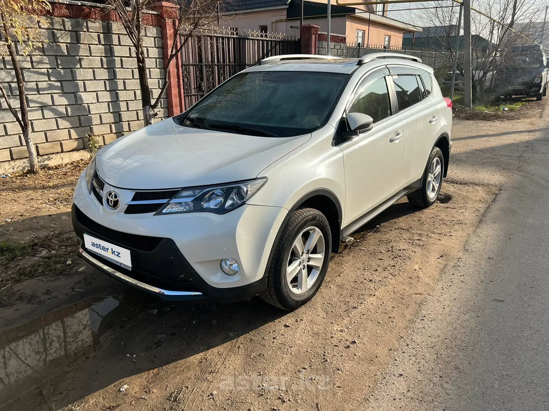 Toyota RAV4 2013