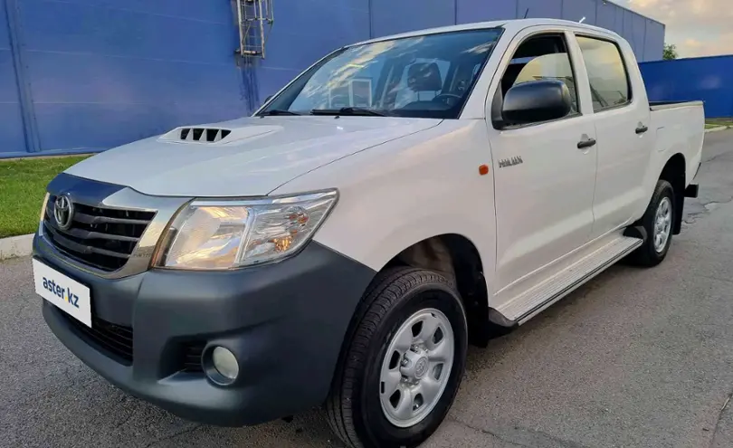 Toyota Hilux 2015 года за 10 700 000 тг. в Алматы