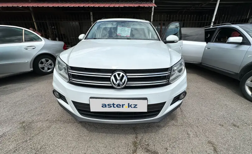 Volkswagen Tiguan 2015 года за 6 400 000 тг. в Алматы