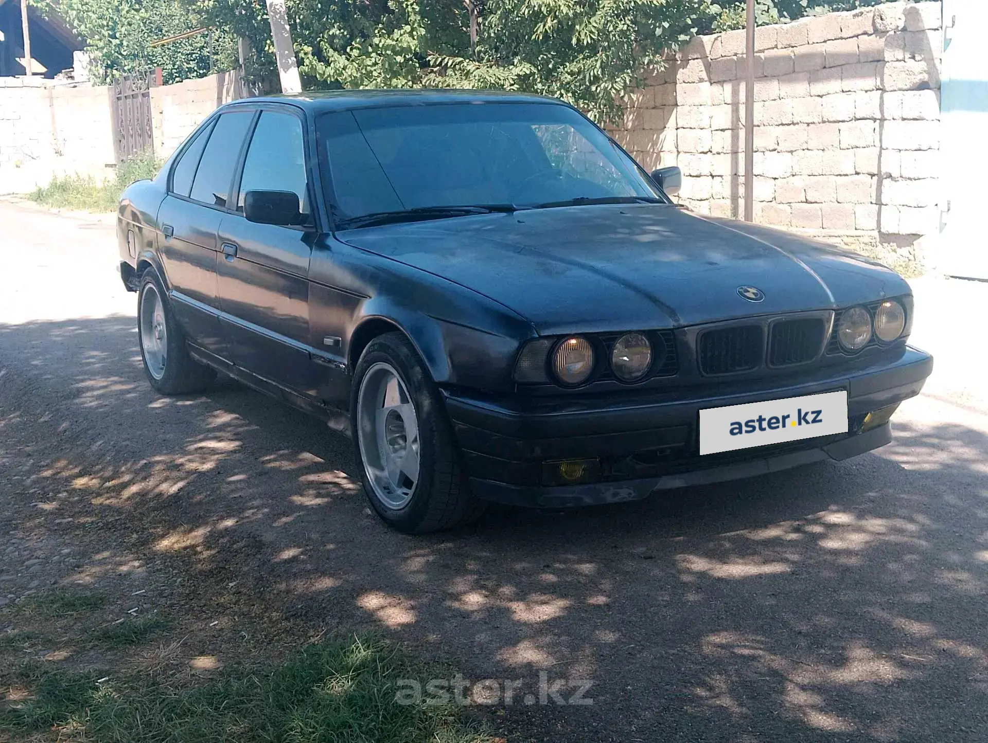 BMW 5 серии 1993