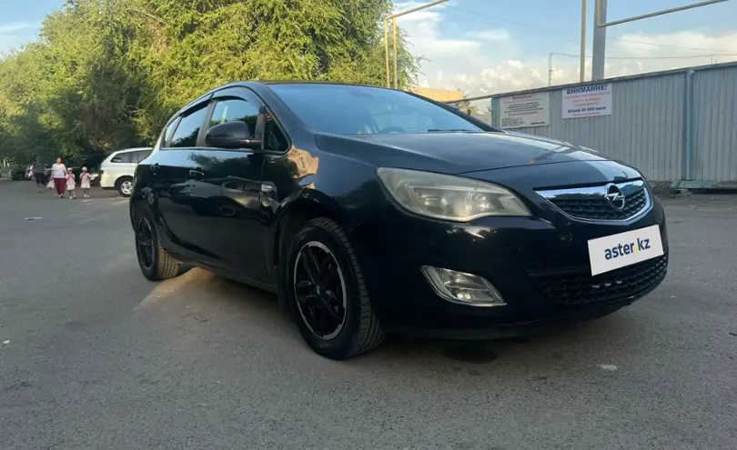 Opel Astra 2011 года за 3 500 000 тг. в Алматы