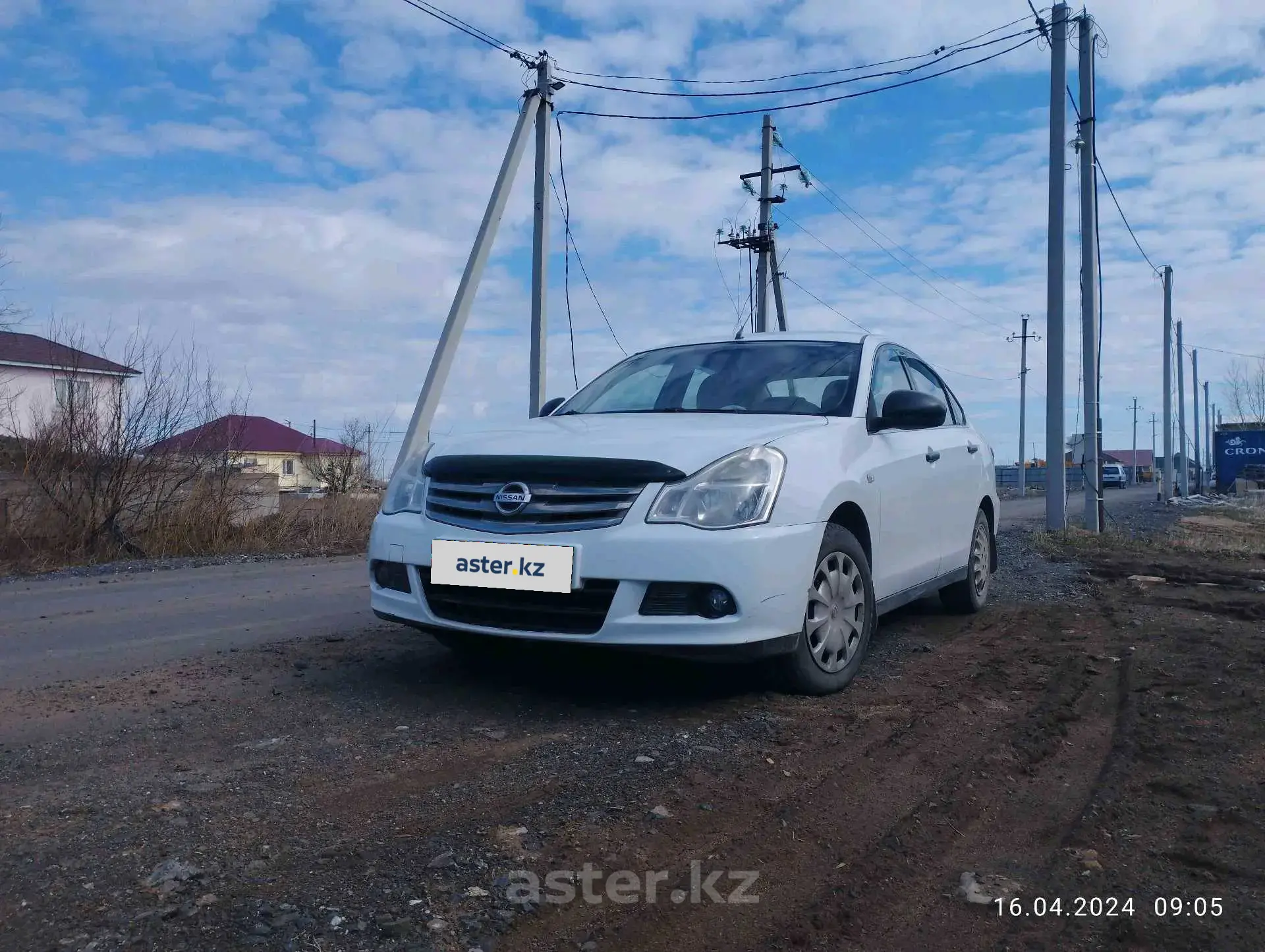 Nissan Almera 2014