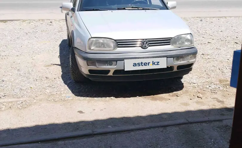 Volkswagen Golf 1995 года за 2 100 000 тг. в Шымкент