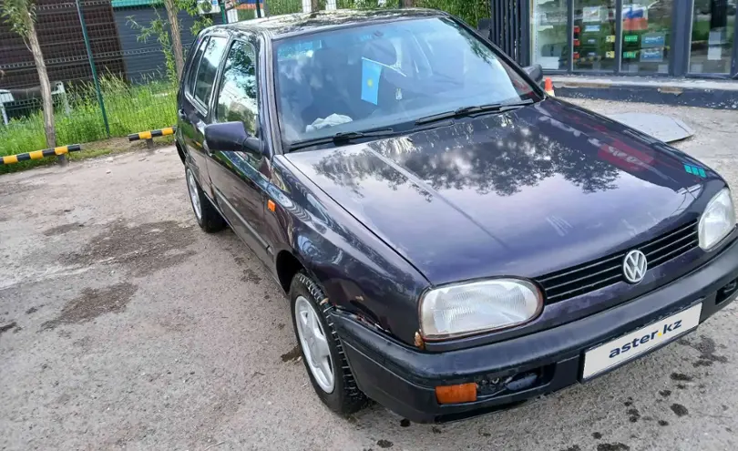 Volkswagen Golf 1994 года за 1 350 000 тг. в Астана