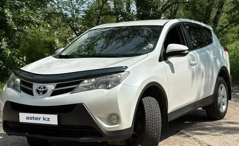 Toyota RAV4 2014 года за 9 500 000 тг. в Астана