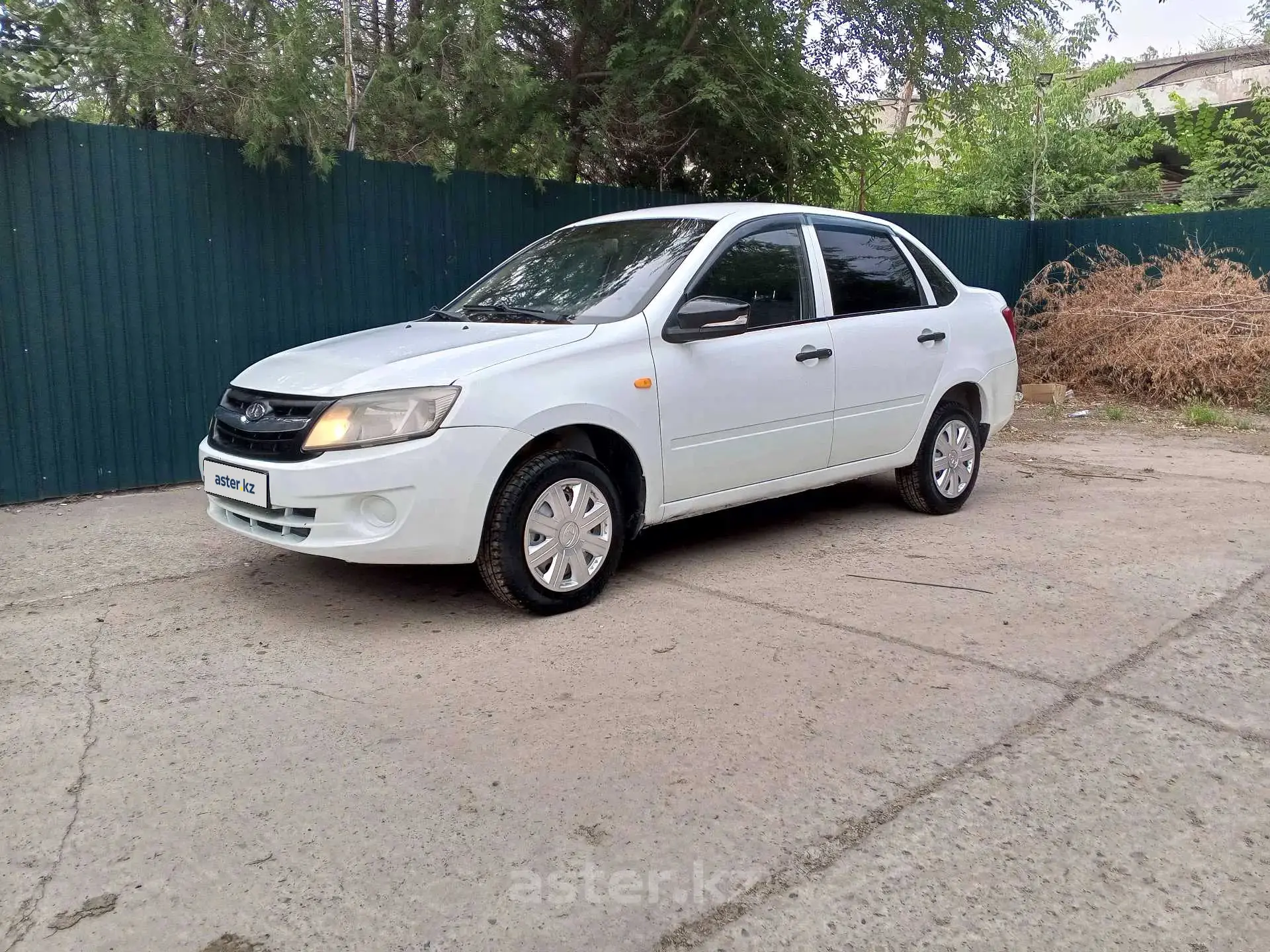 LADA (ВАЗ) Granta 2012