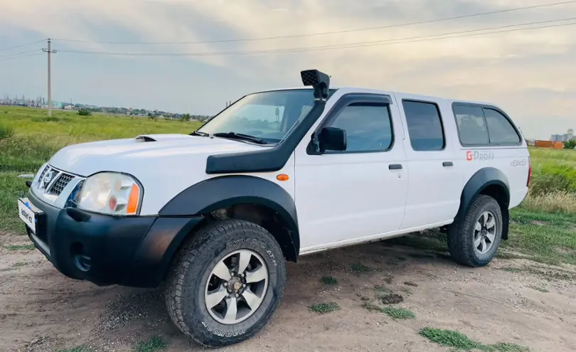 Nissan NP300 2011 года за 5 100 000 тг. в Костанай