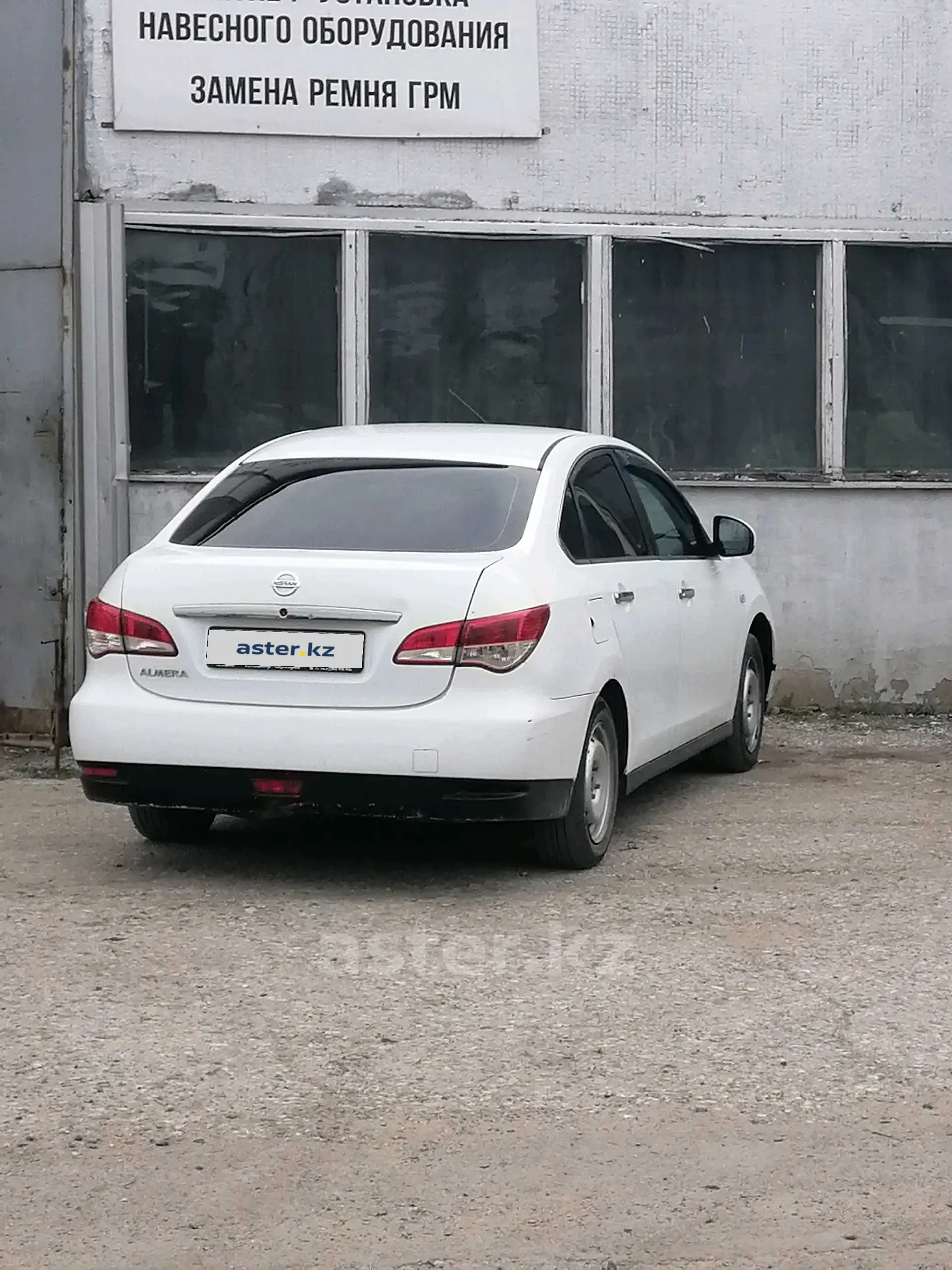 Nissan Almera 2014