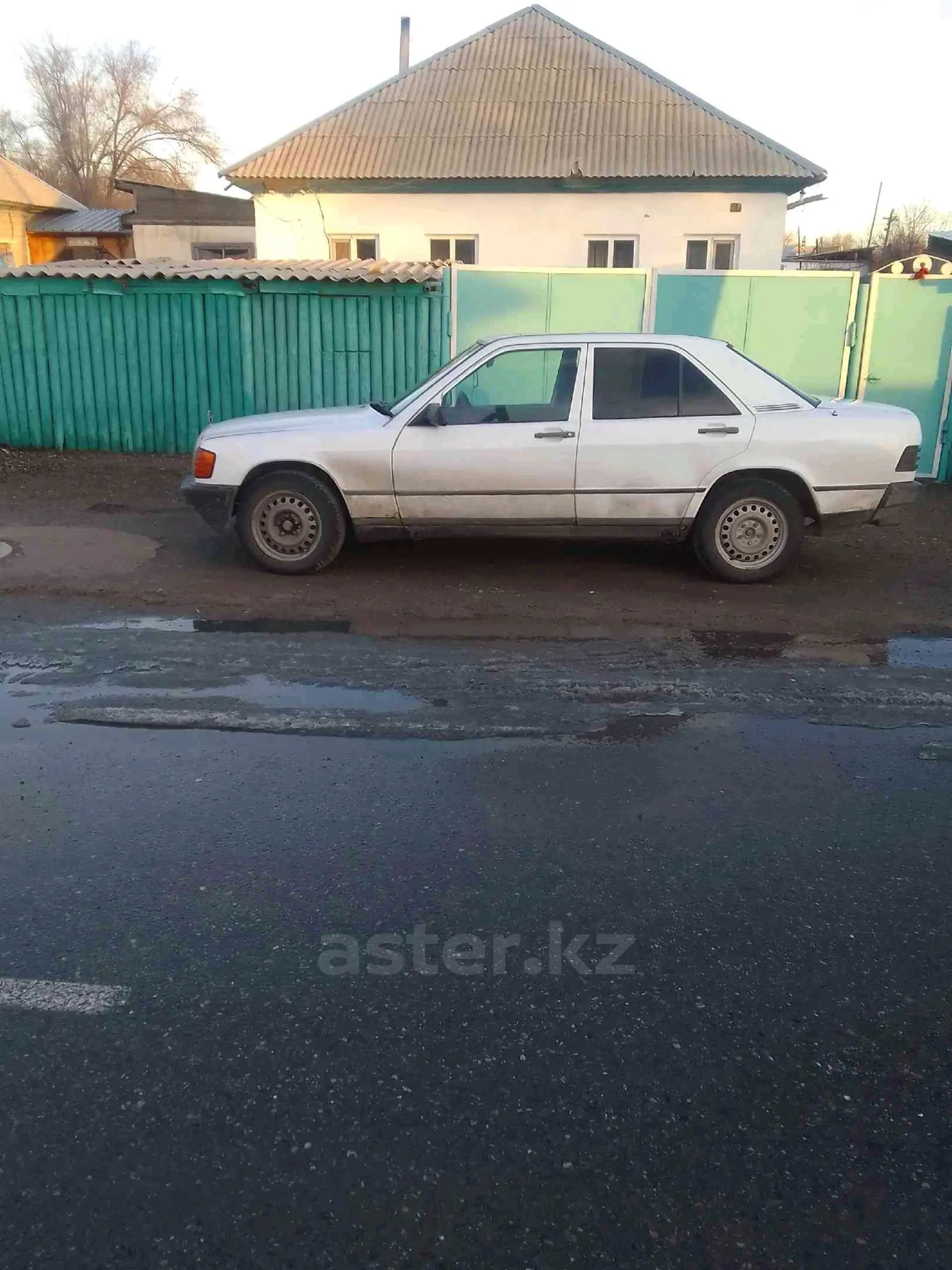 Mercedes-Benz 190 (W201) 1987