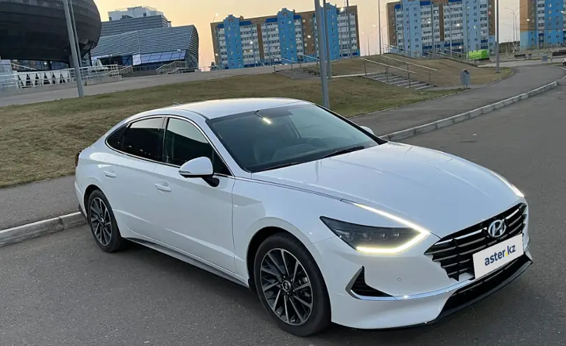 Hyundai Sonata 2021 года за 13 500 000 тг. в Семей