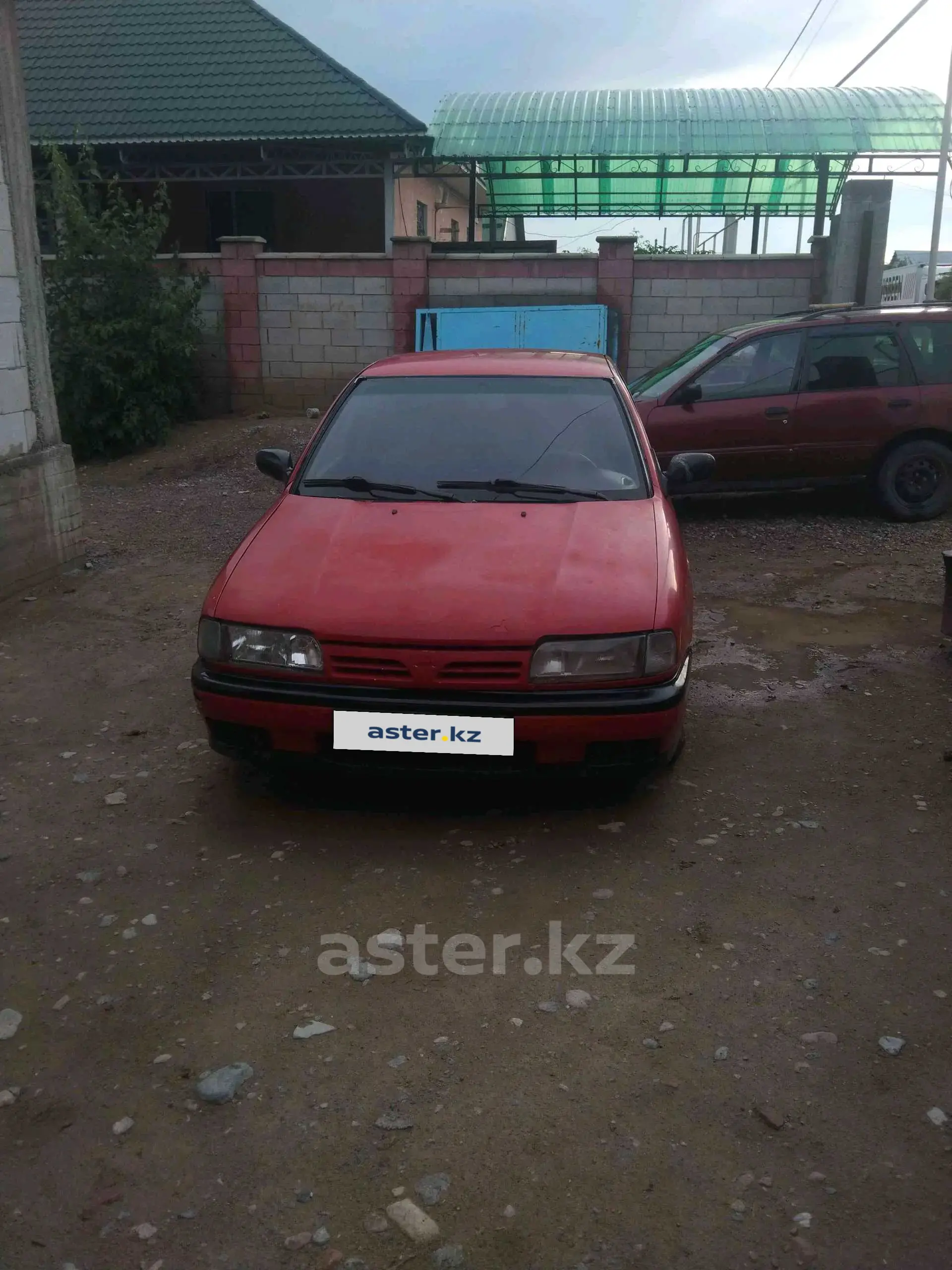 Nissan Primera 1992