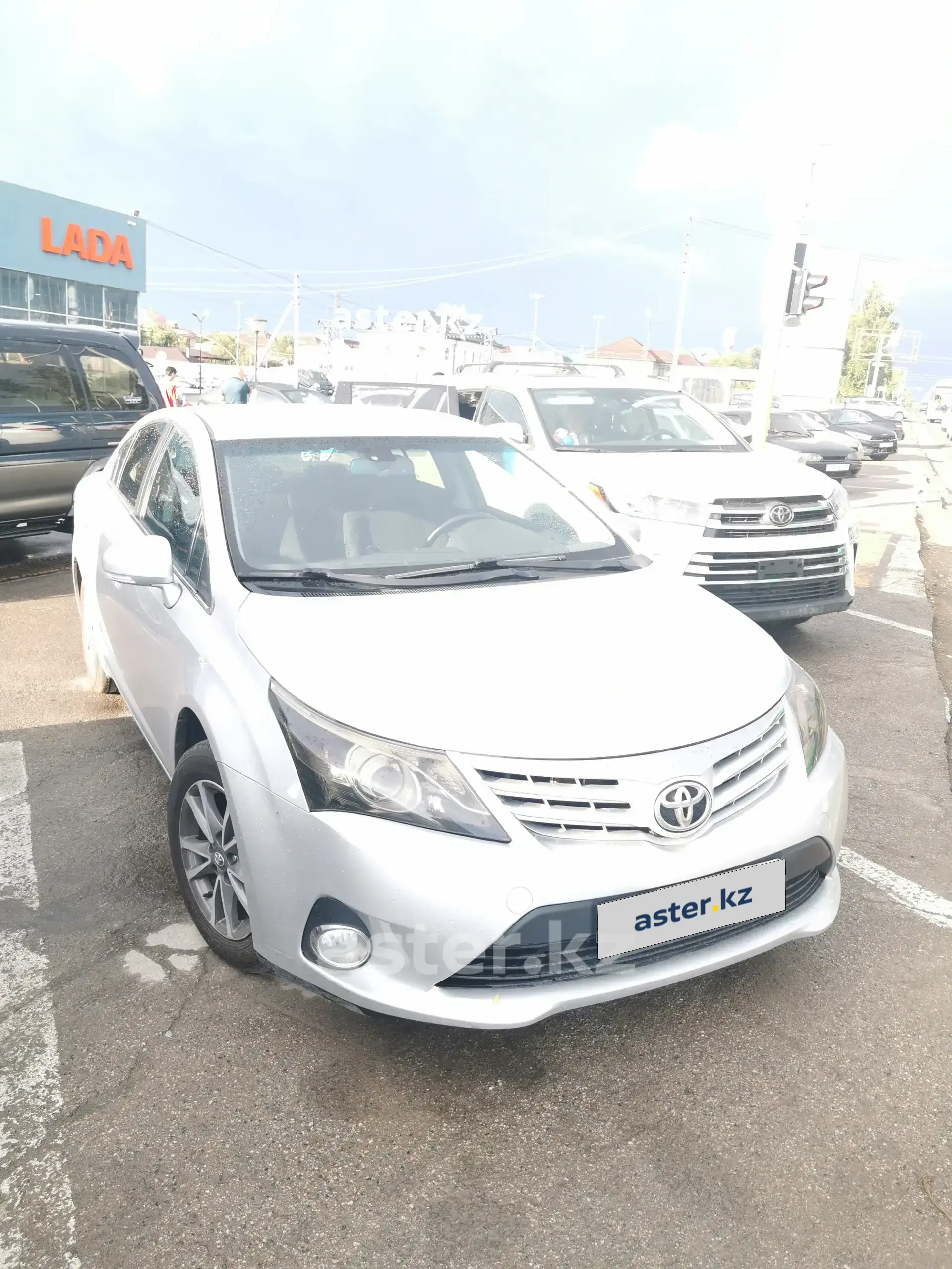 Toyota Avensis 2013