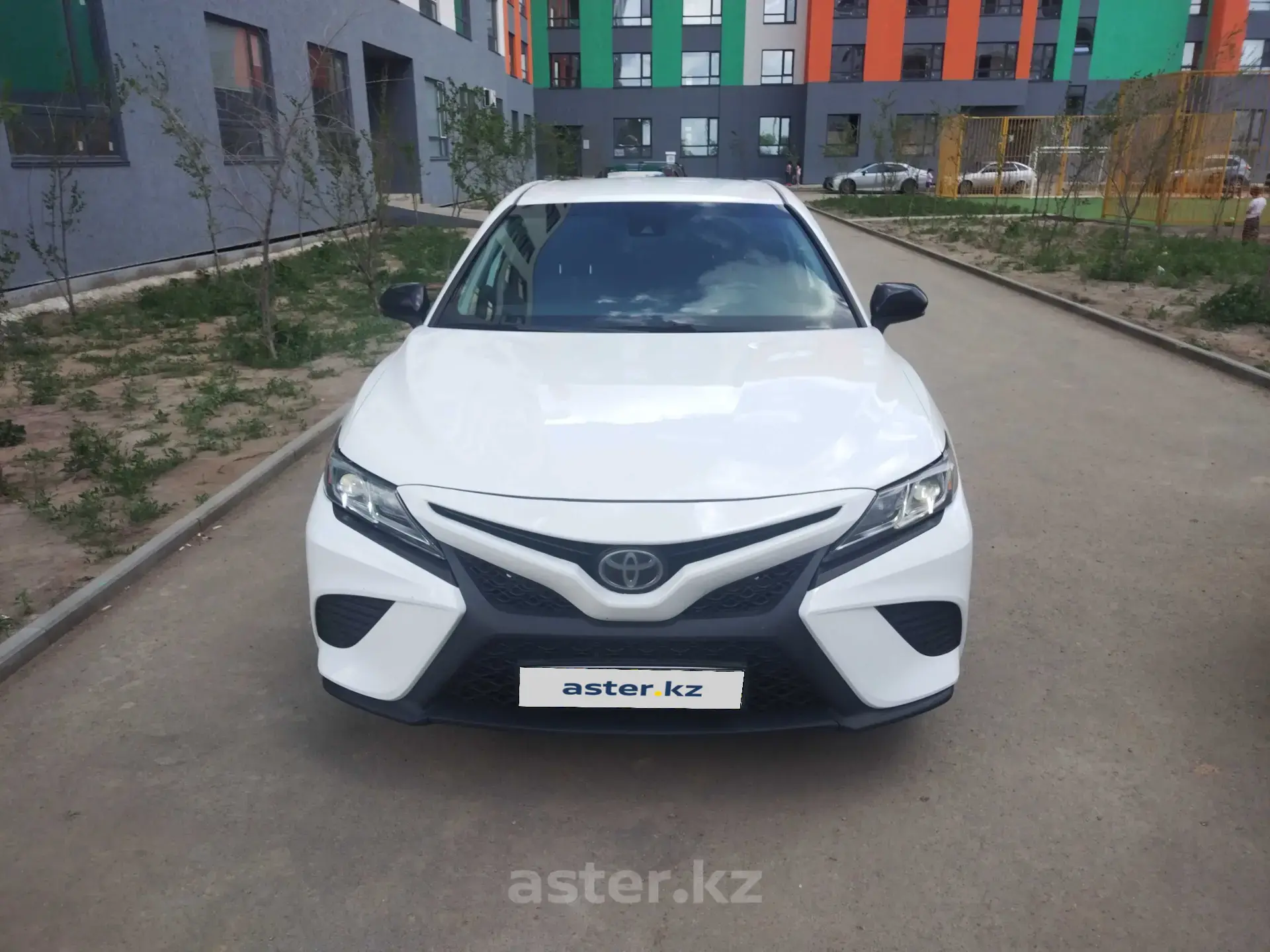 Toyota Camry 2019