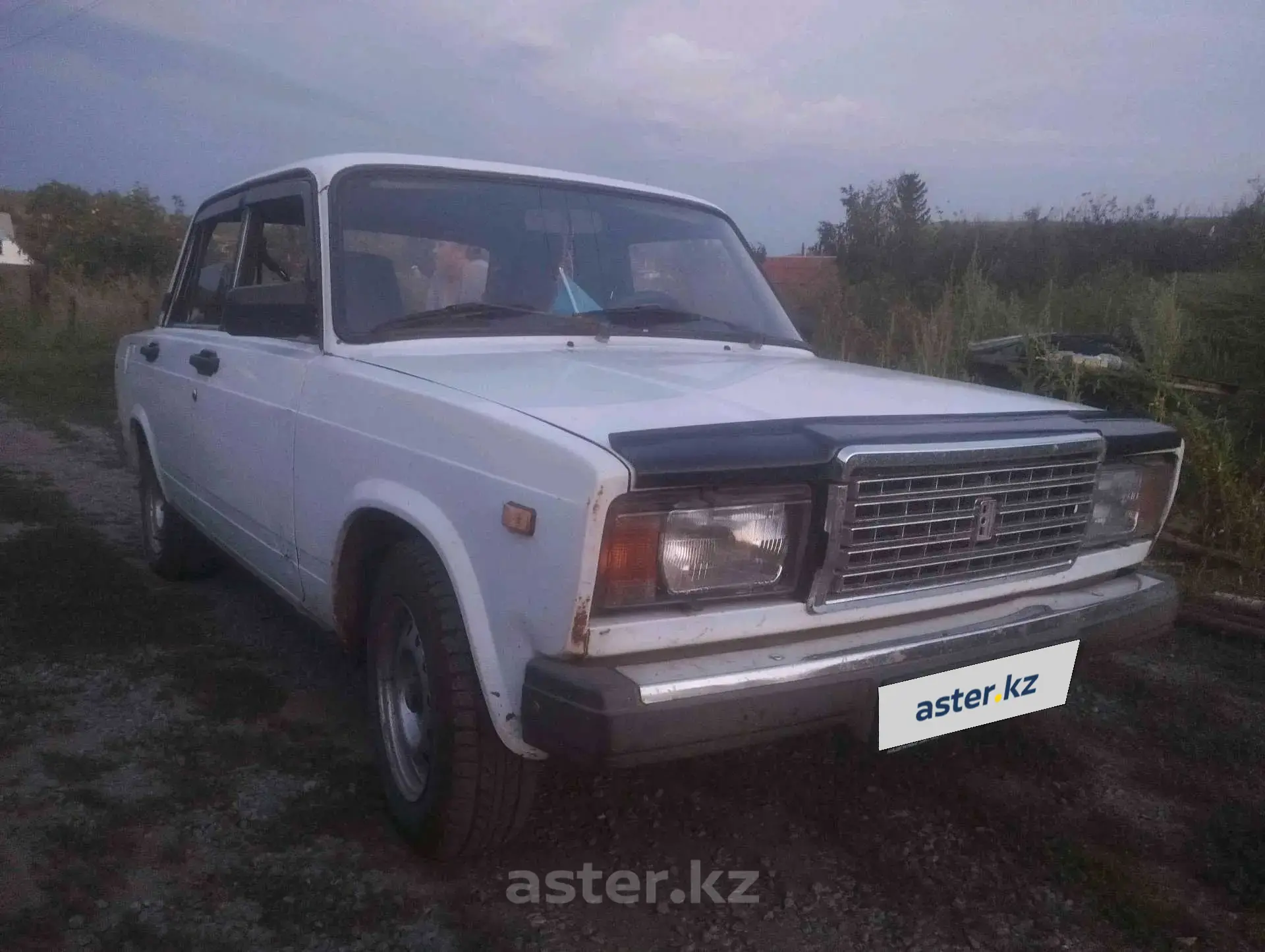 LADA (ВАЗ) 2107 2000