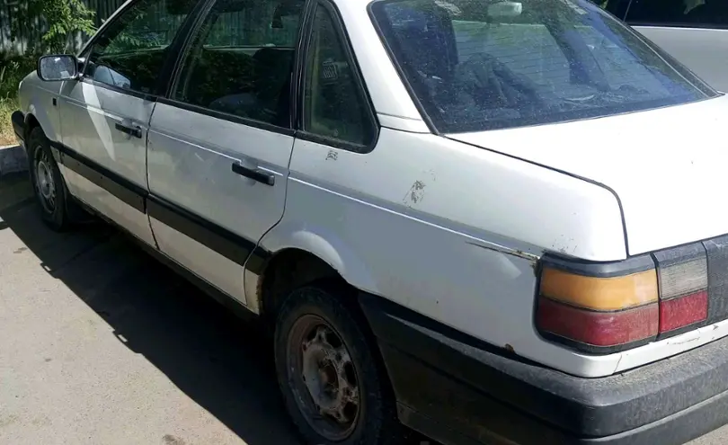 Volkswagen Passat 1988 года за 580 000 тг. в Астана