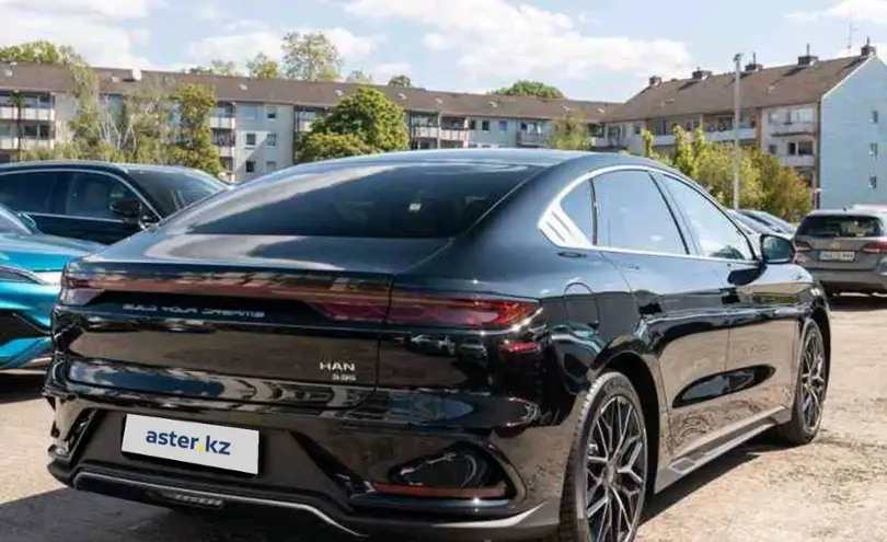 BYD Han 2024