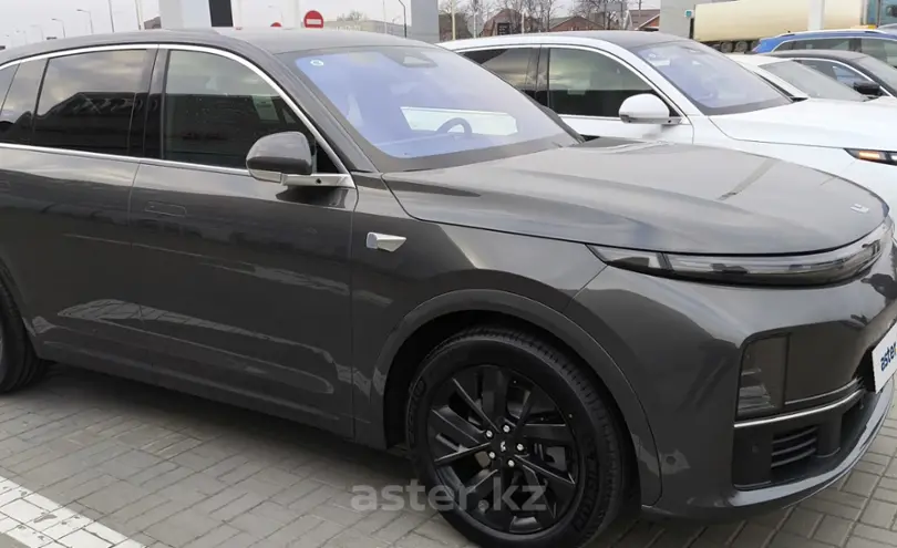 LiXiang L7 2024 года за 31 000 000 тг. в Алматы фото 2
