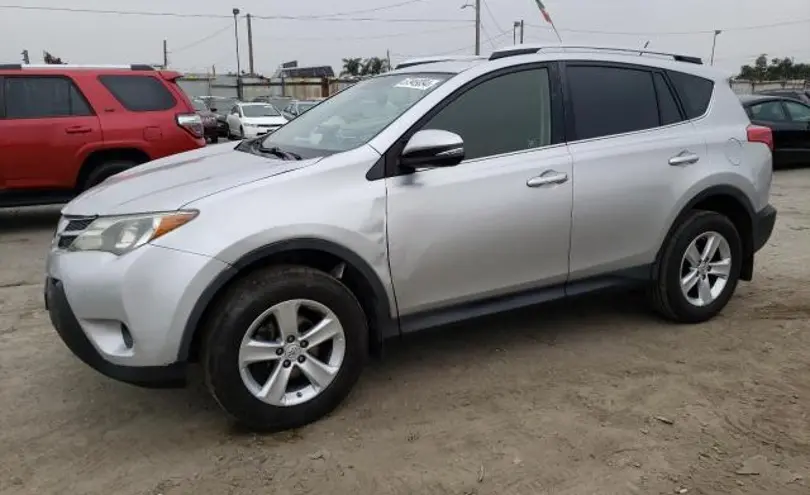 Toyota RAV4 2014 года за 9 100 000 тг. в Алматы