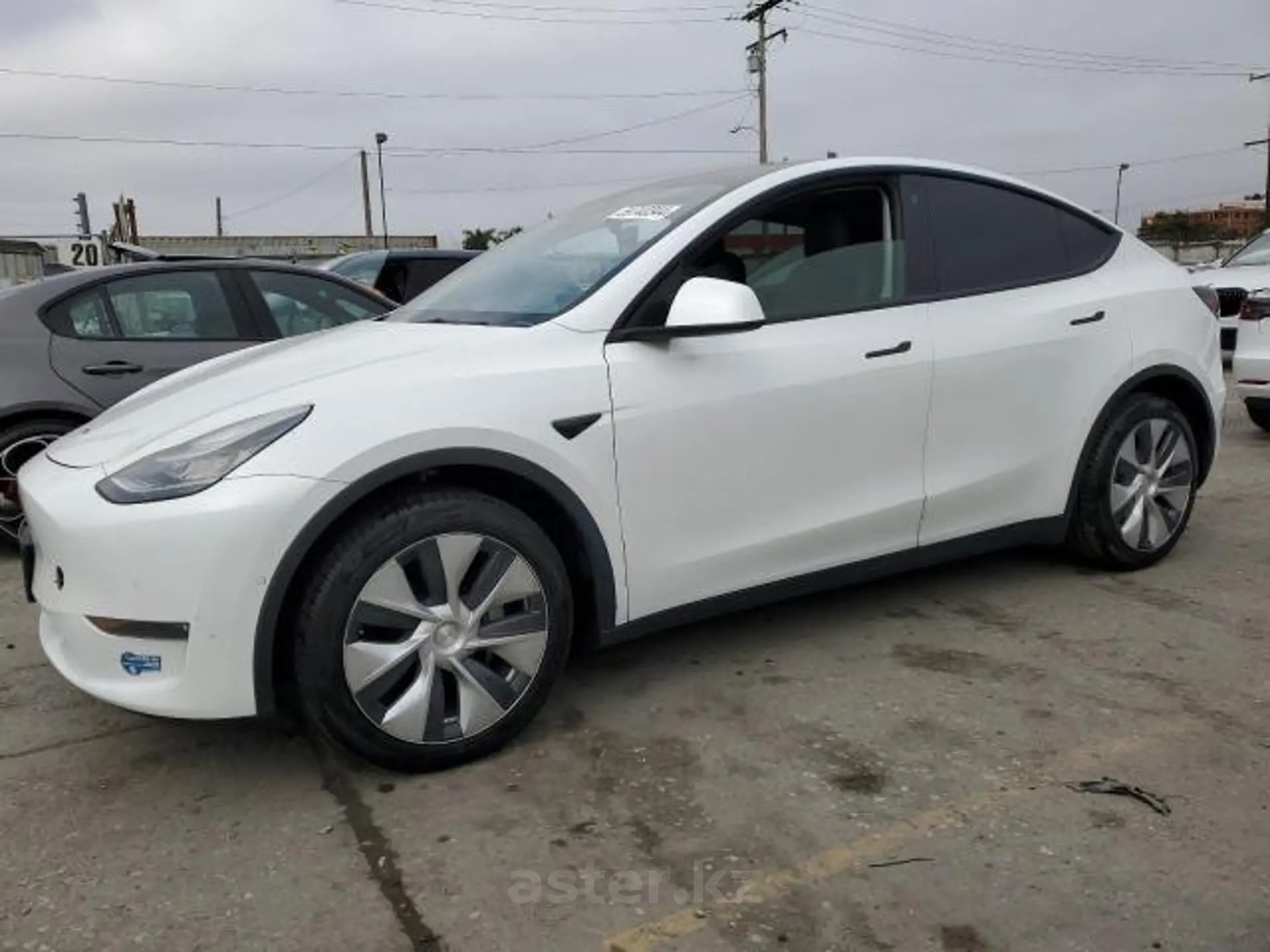 Tesla Model Y 2021