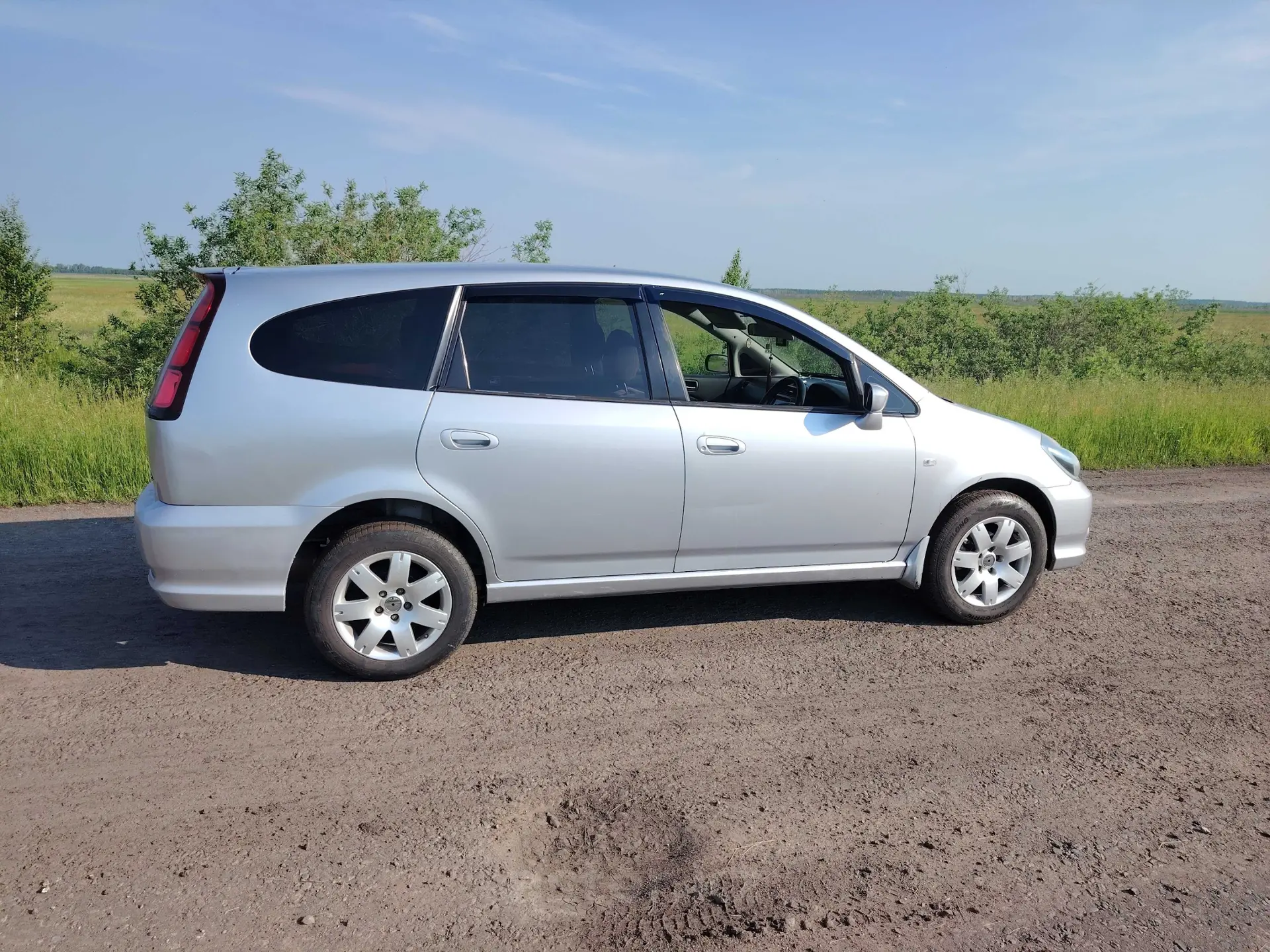 Honda Stream 2003