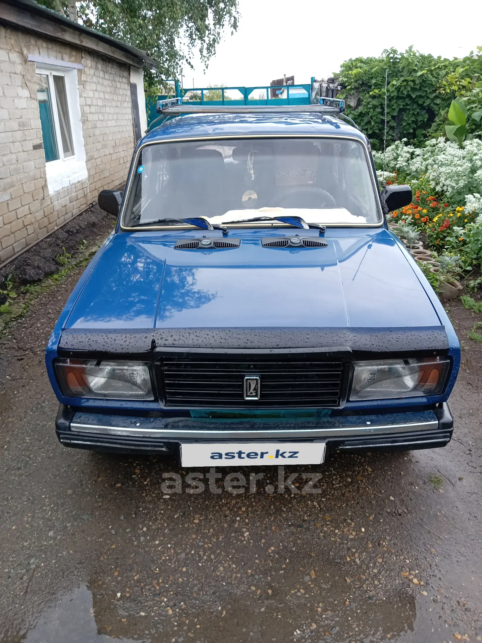 LADA (ВАЗ) 2107 2000