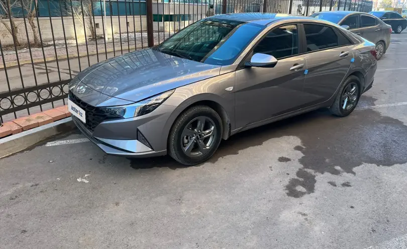 Hyundai Elantra 2022 года за 13 000 000 тг. в Астана