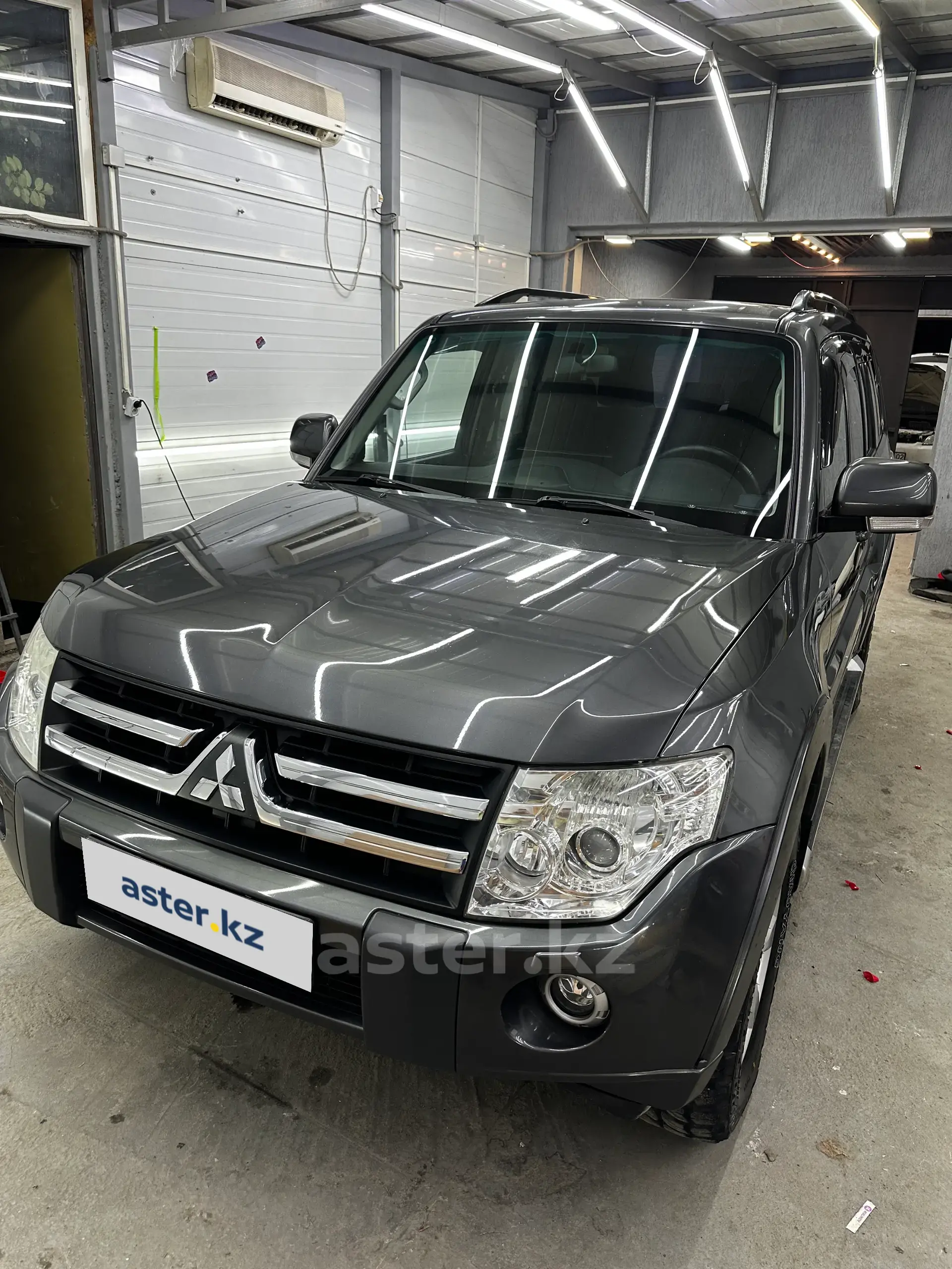 Mitsubishi Pajero 2011