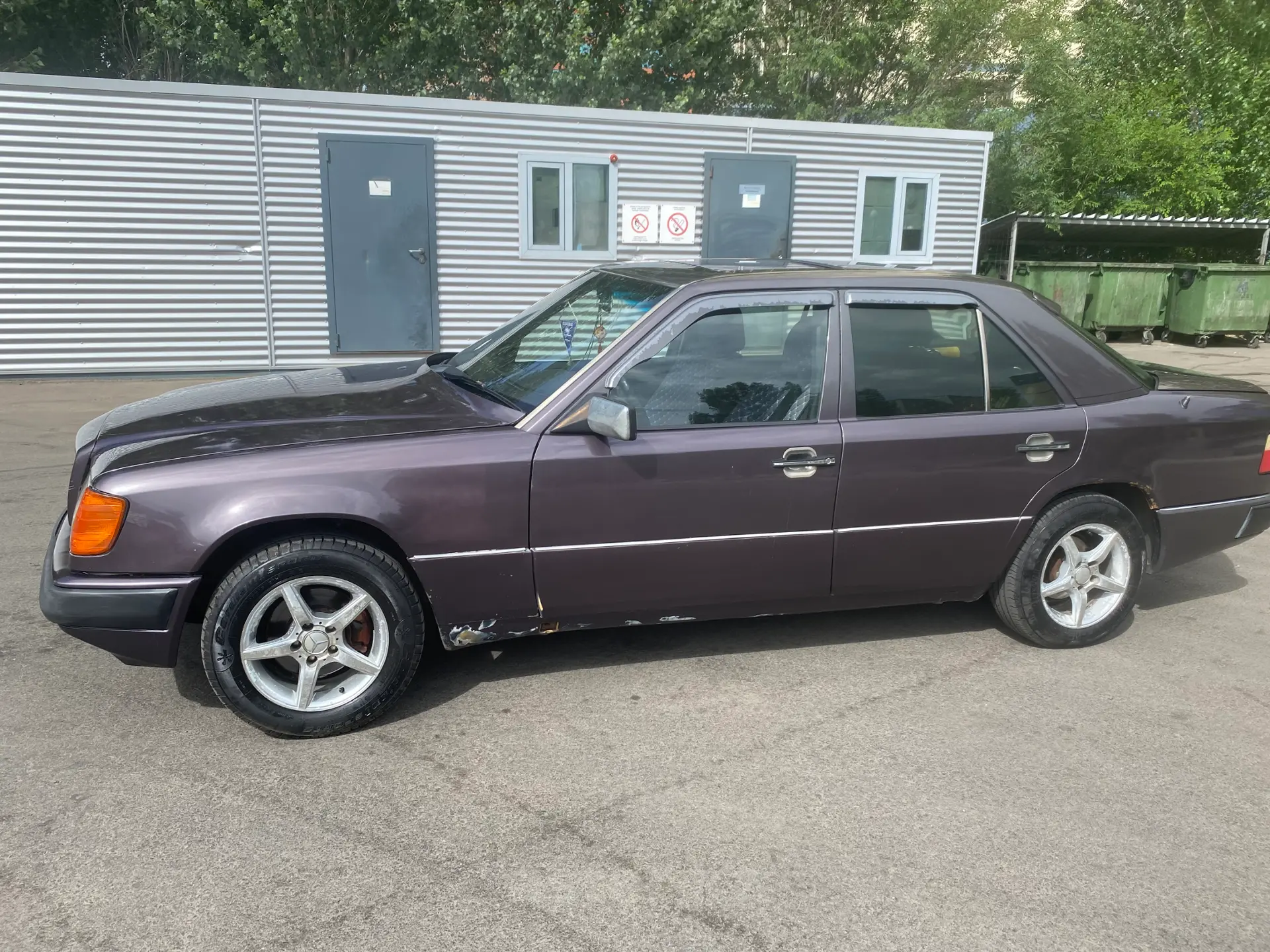 Mercedes-Benz E-Класс 1992