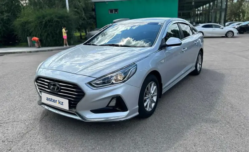 Hyundai Sonata 2018 года за 8 300 000 тг. в Астана