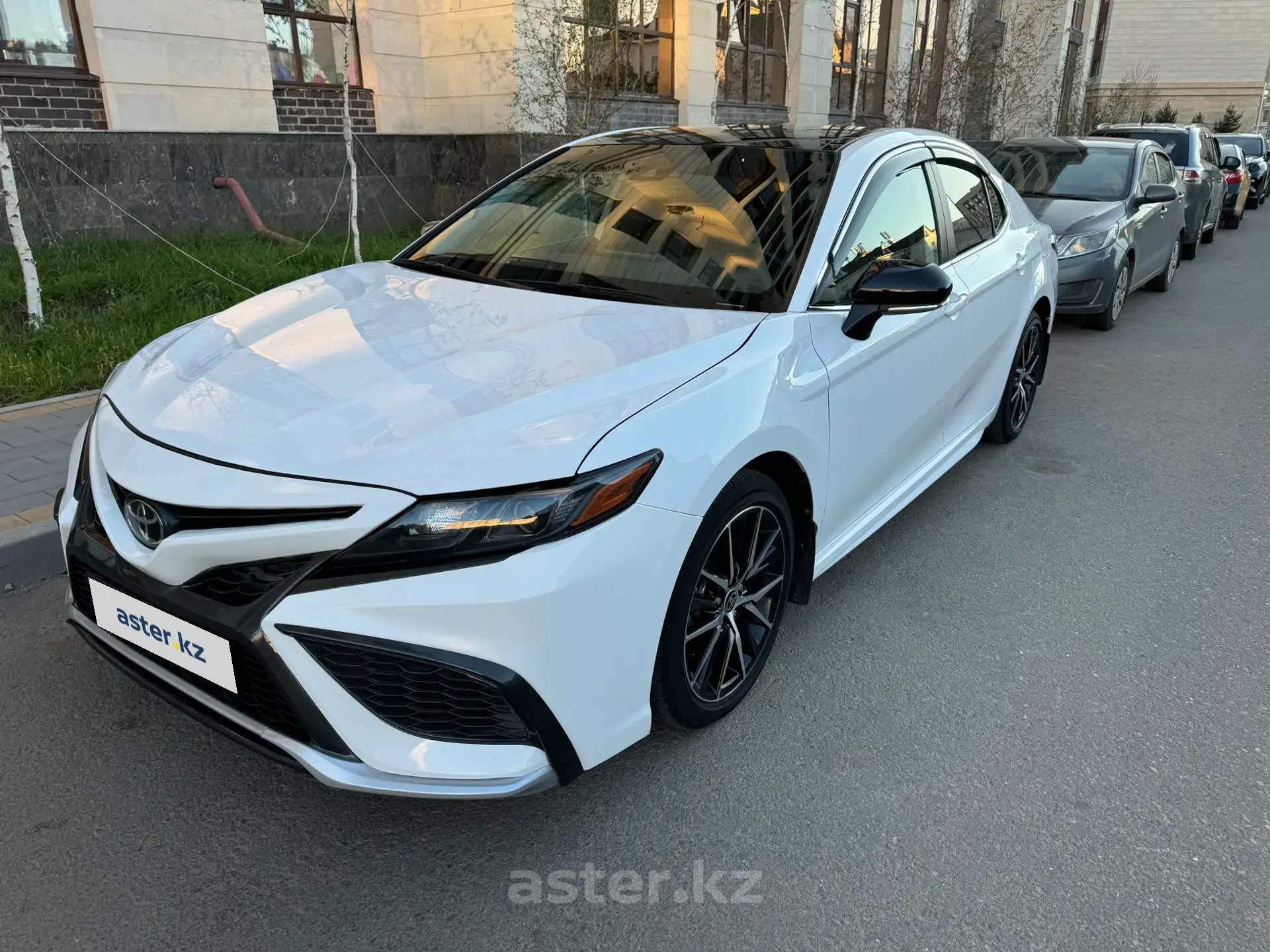 Toyota Camry 2021