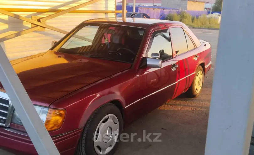 Mercedes-Benz E-Класс 1993 года за 1 600 000 тг. в Актобе