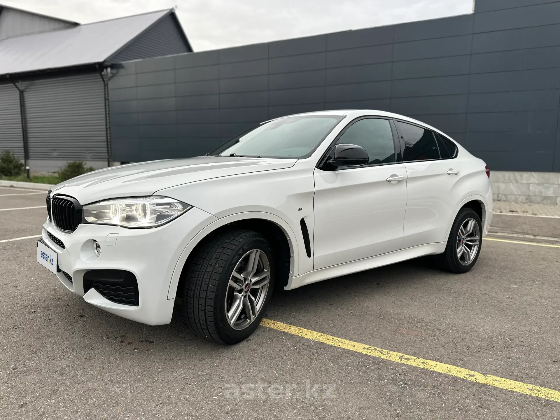 BMW X6 2016