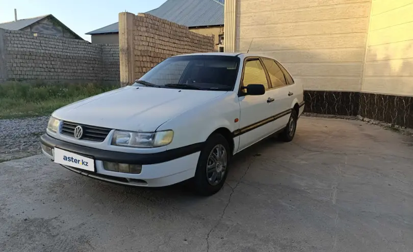 Volkswagen Passat 1995 года за 1 500 000 тг. в Шымкент