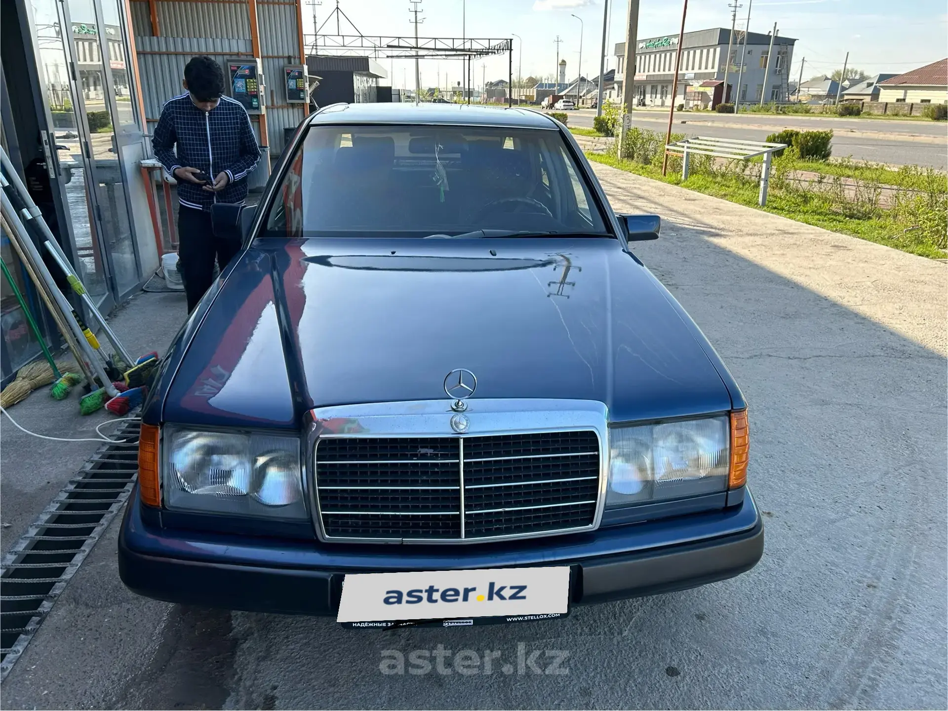 Mercedes-Benz E-Класс 1992