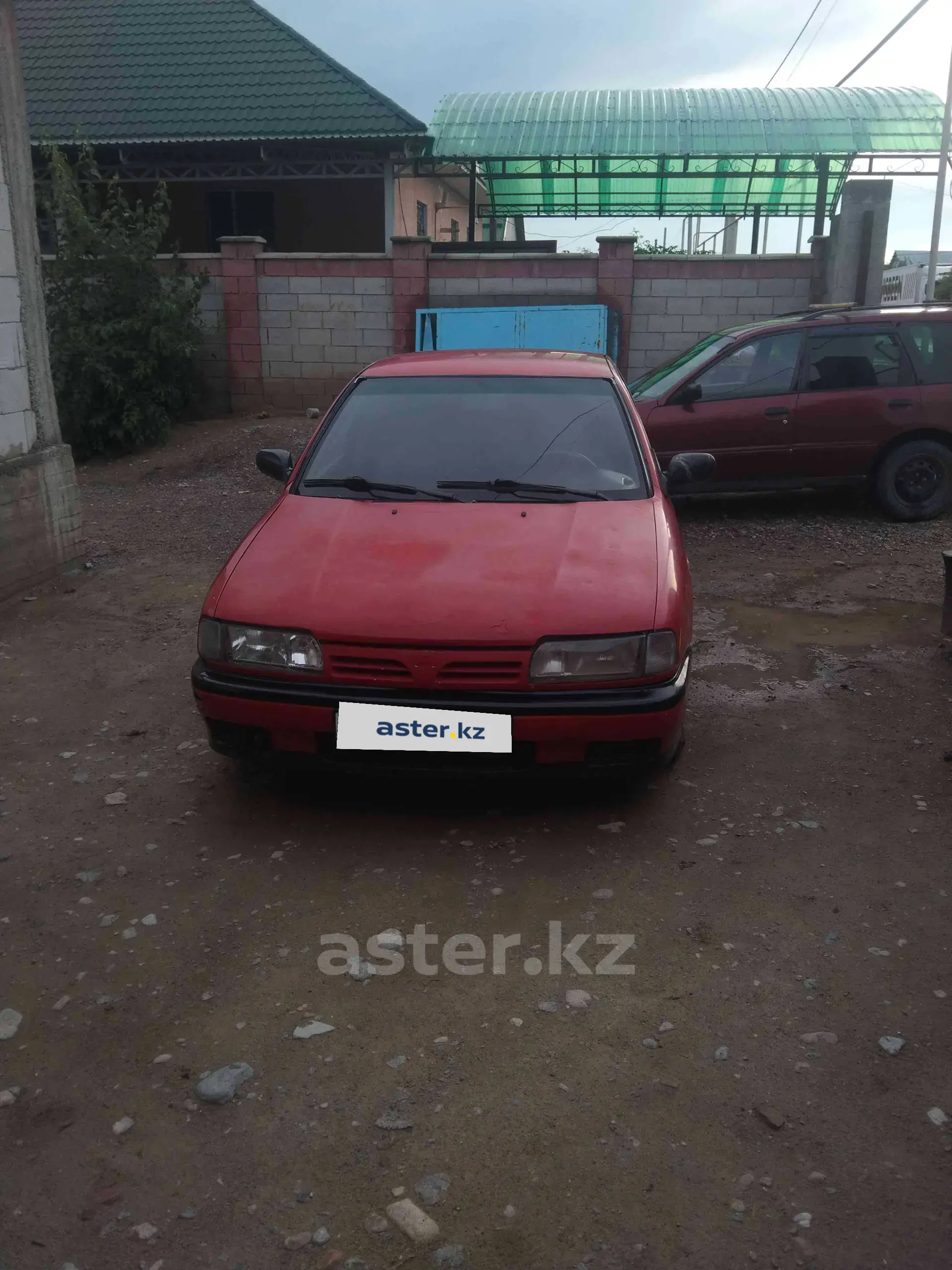 Nissan Primera 1992