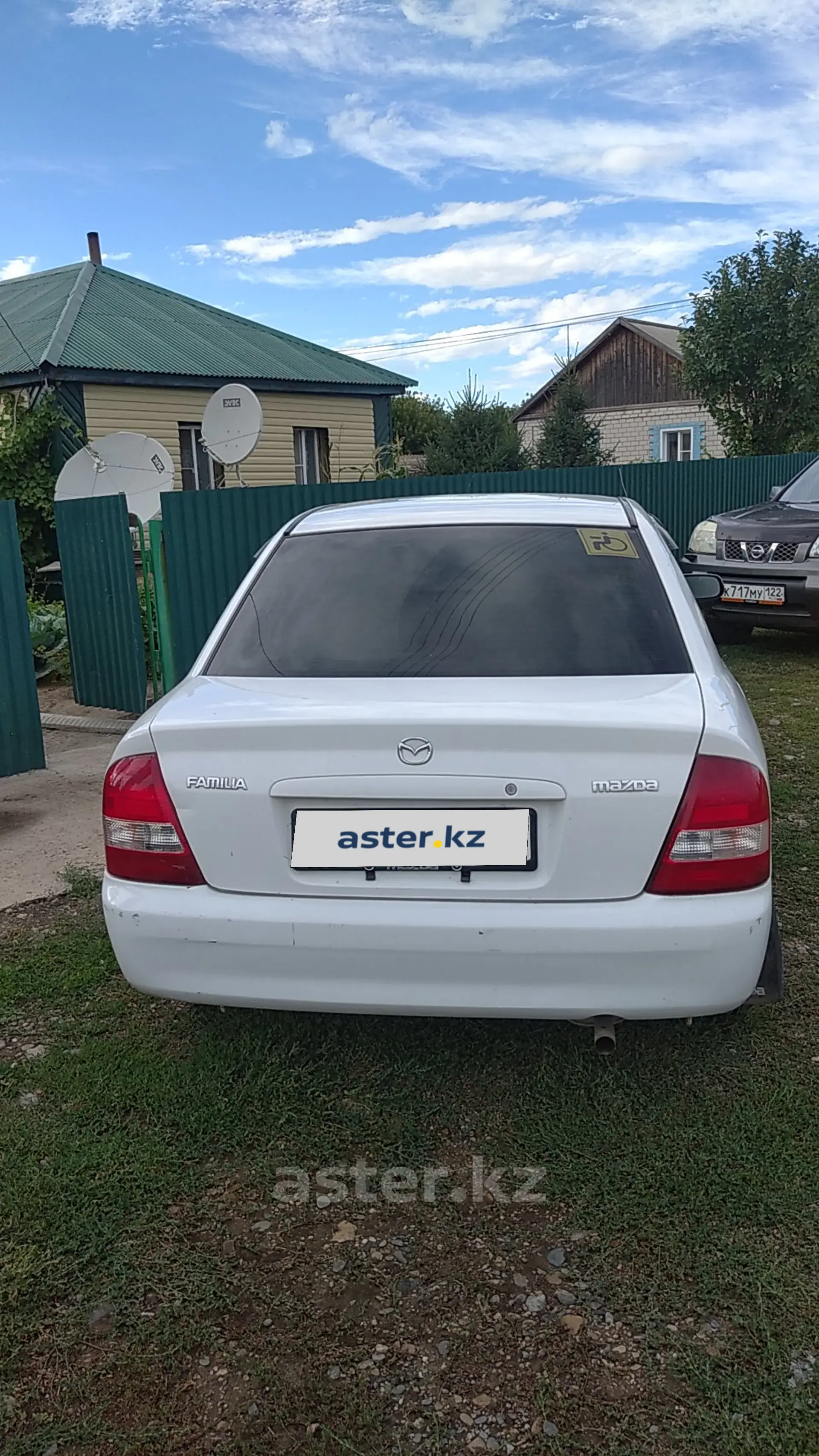 Mazda Familia 2001